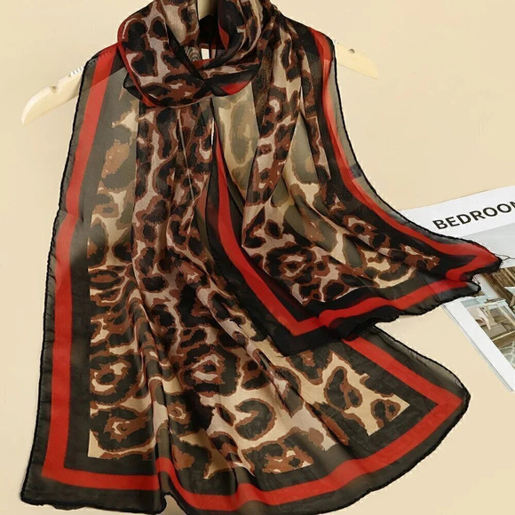Multicolor Women's Street Leopard Print Scarf - Picture 1 of 3